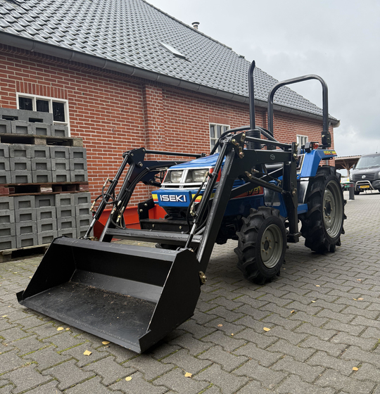 Iseki TU170 met voorlader al vanaf €125 per maand.