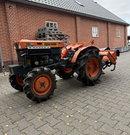 Kubota ZB7000 met frees