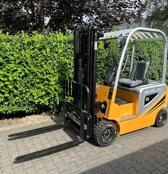Yuli CPD 15 heftruck 1.5 ton al vanaf €210 per maand.