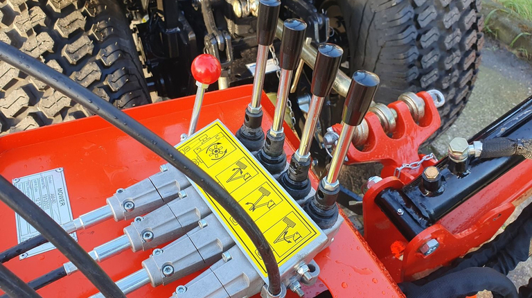 Kraffter Armmaaier 270 met Klepelmaaierbak 80 cm