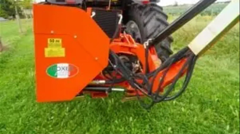 Boxer AM 125/52 E Elektrische Armmaaier