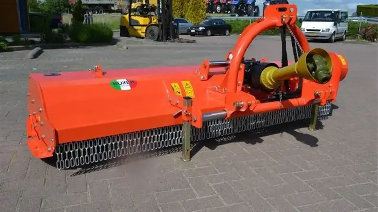 Boxer KDK 240-300 Klepelmaaier