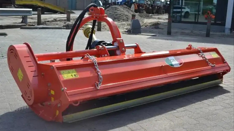 Boxer KDK 240-300 Klepelmaaier