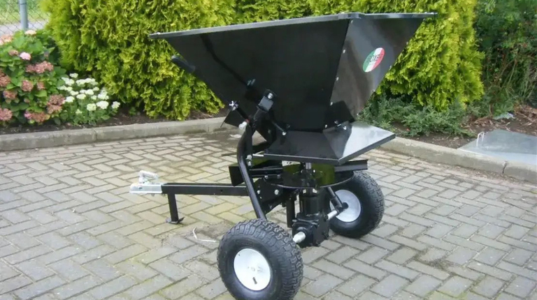 Boxer ZS 160 Kunstmest / Zoutstrooier