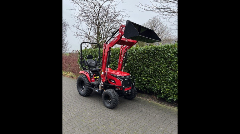 Captain D263 H met voorlader al af €220 per maand.