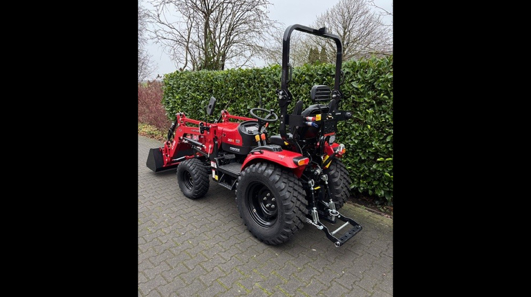 Captain D263 H met voorlader al af €220 per maand.