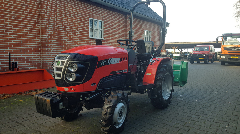 Fieldtrac 918 met klepelmaaier