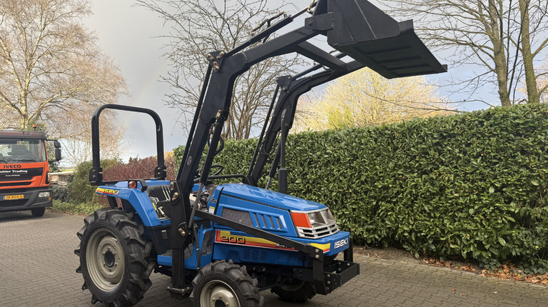 Iseki TU200 met voorlader al vanaf €125,- per maand.