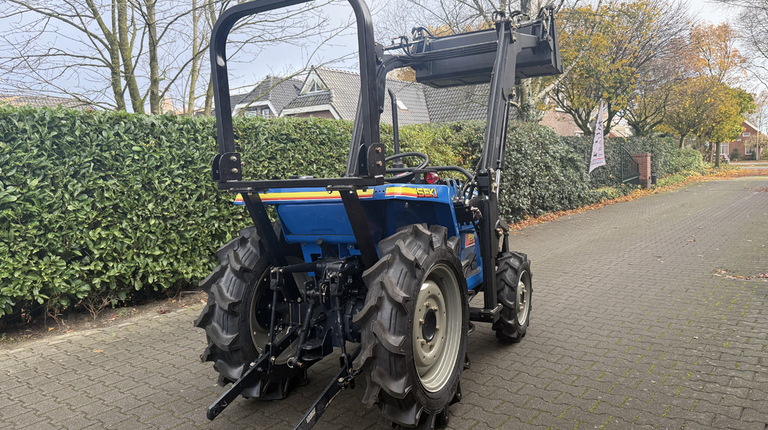 Iseki TU200 met voorlader al vanaf €125,- per maand.