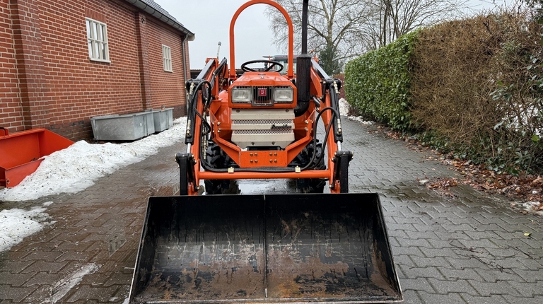 Kubota B1502DT met voorlader