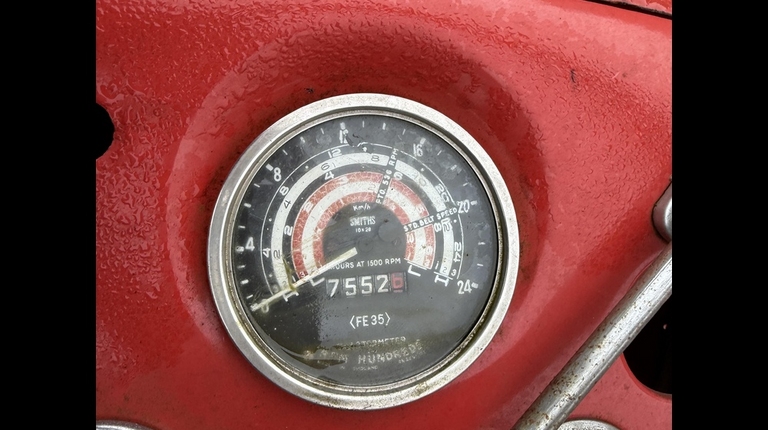 Massy Ferguson 65 met voorlader