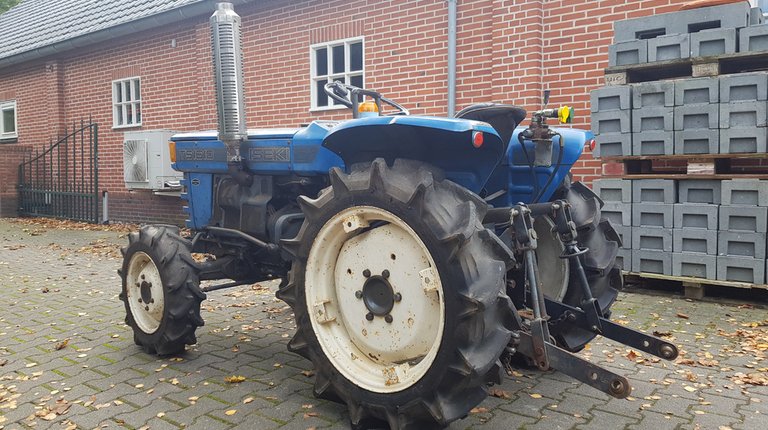 Iseki TS1610