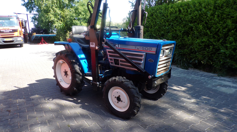 Iseki TU1500 met voorlader