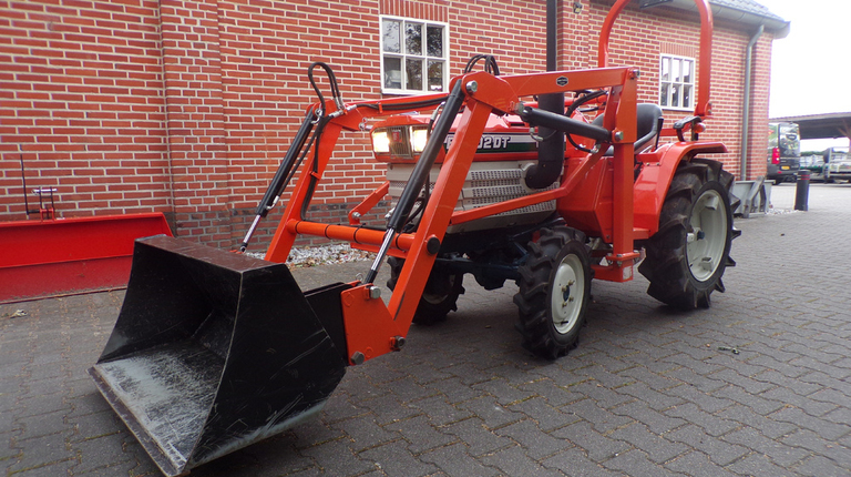 Kubota B1502DT met voorlader al vanaf €90,- per maand.