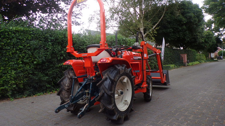 Kubota B1502DT met voorlader al vanaf €90,- per maand.