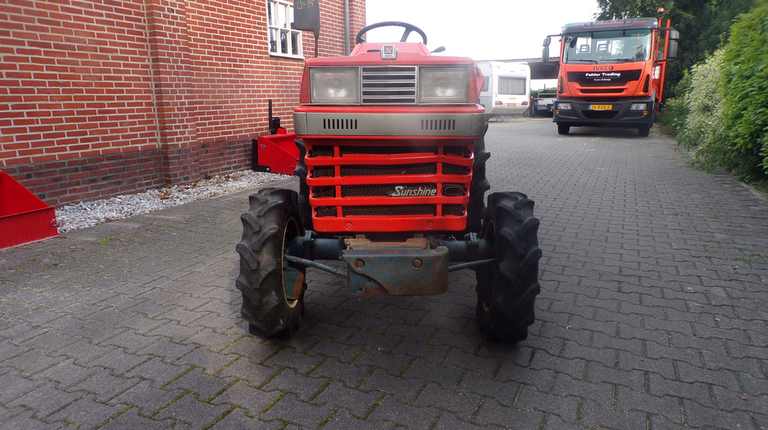 Kubota L1-185