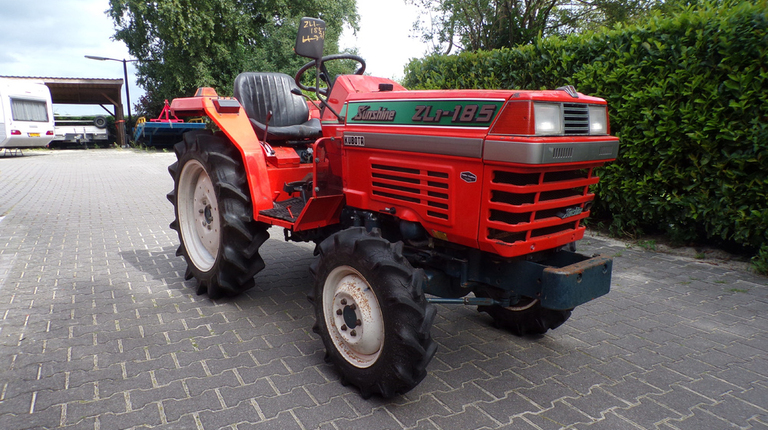 Kubota ZL1-185