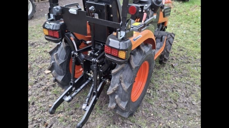 Hinomoto HM3020