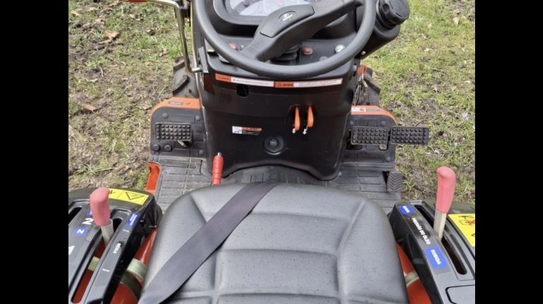Hinomoto HM3020