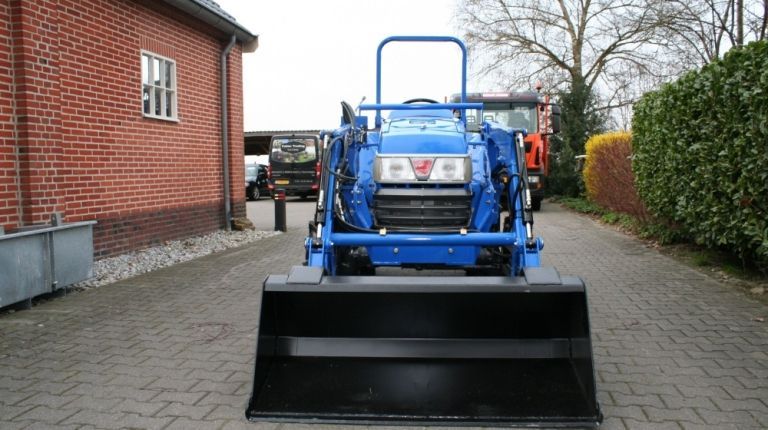 Iseki Geas 23 met voorlader al vanaf €95,00 per maand