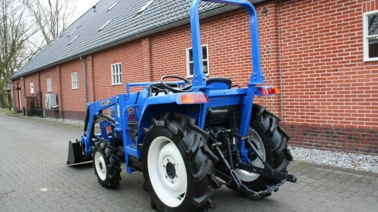 Iseki Geas 23 met voorlader al vanaf €95,00 per maand