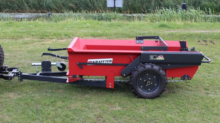 Kraffter mini mestverspreider wielaangedreven