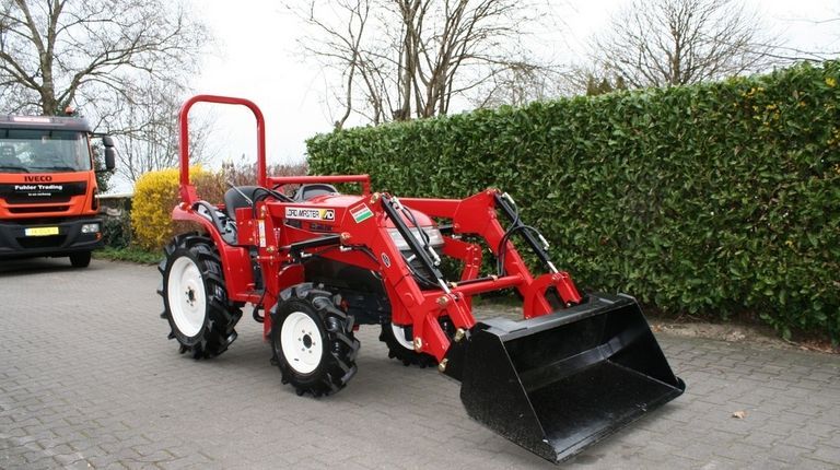 Yanmar AF-17 met voorlader af €95,-p/m
