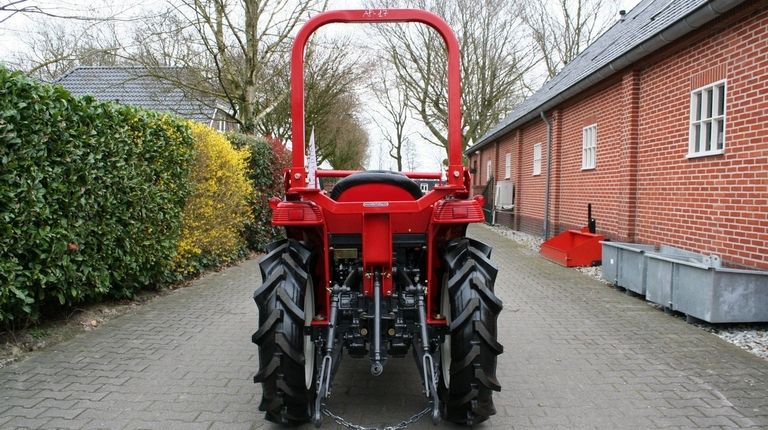 Yanmar AF-17 met voorlader af €95,-p/m