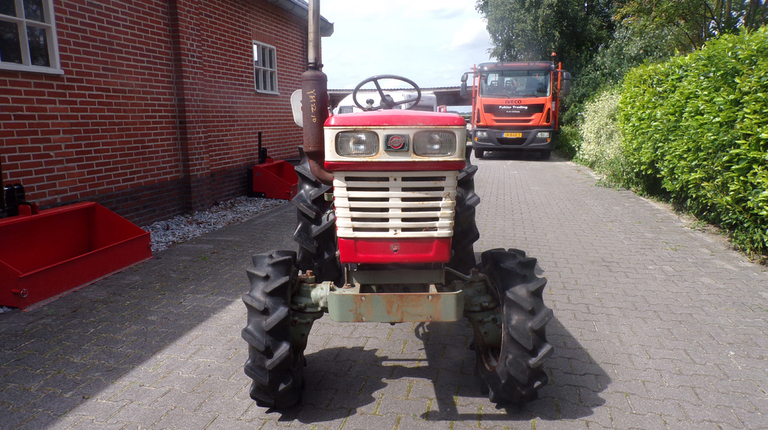 Yanmar YM2210D