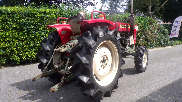 Yanmar YM2210D